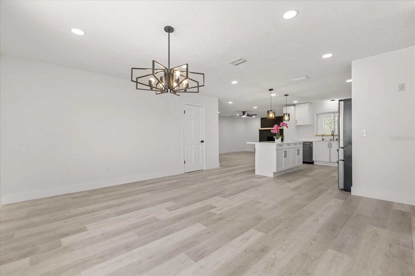 918 N ATMORE CIR, DELTONA, FL, 32725