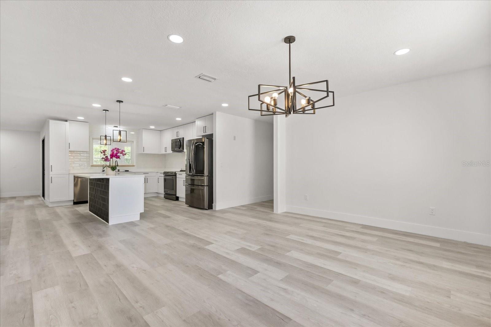 918 N ATMORE CIR, DELTONA, FL, 32725