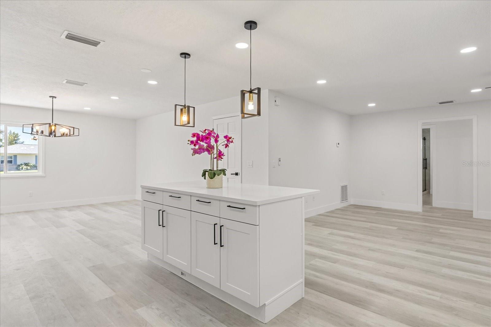 918 N ATMORE CIR, DELTONA, FL, 32725