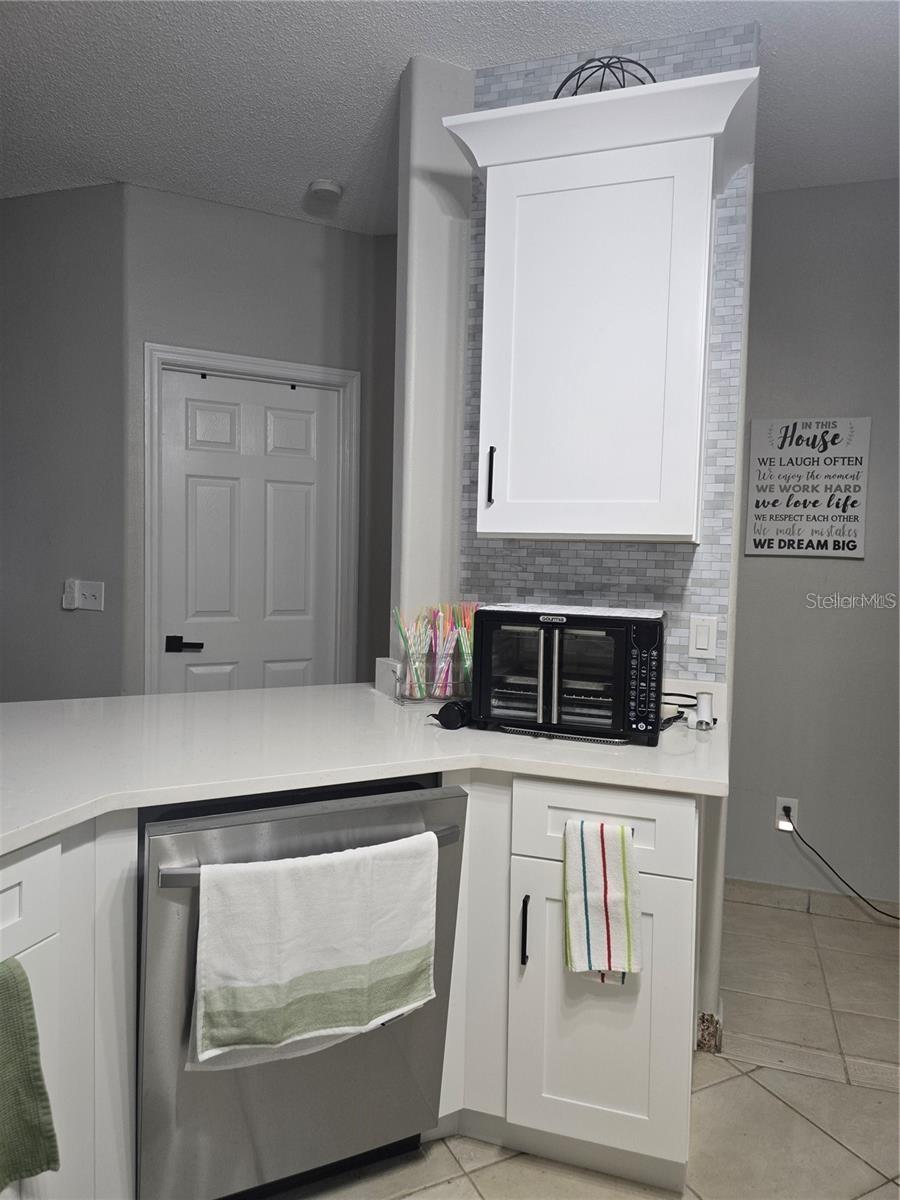 330 GRAYSTONE BLVD, DAVENPORT, FL, 33837