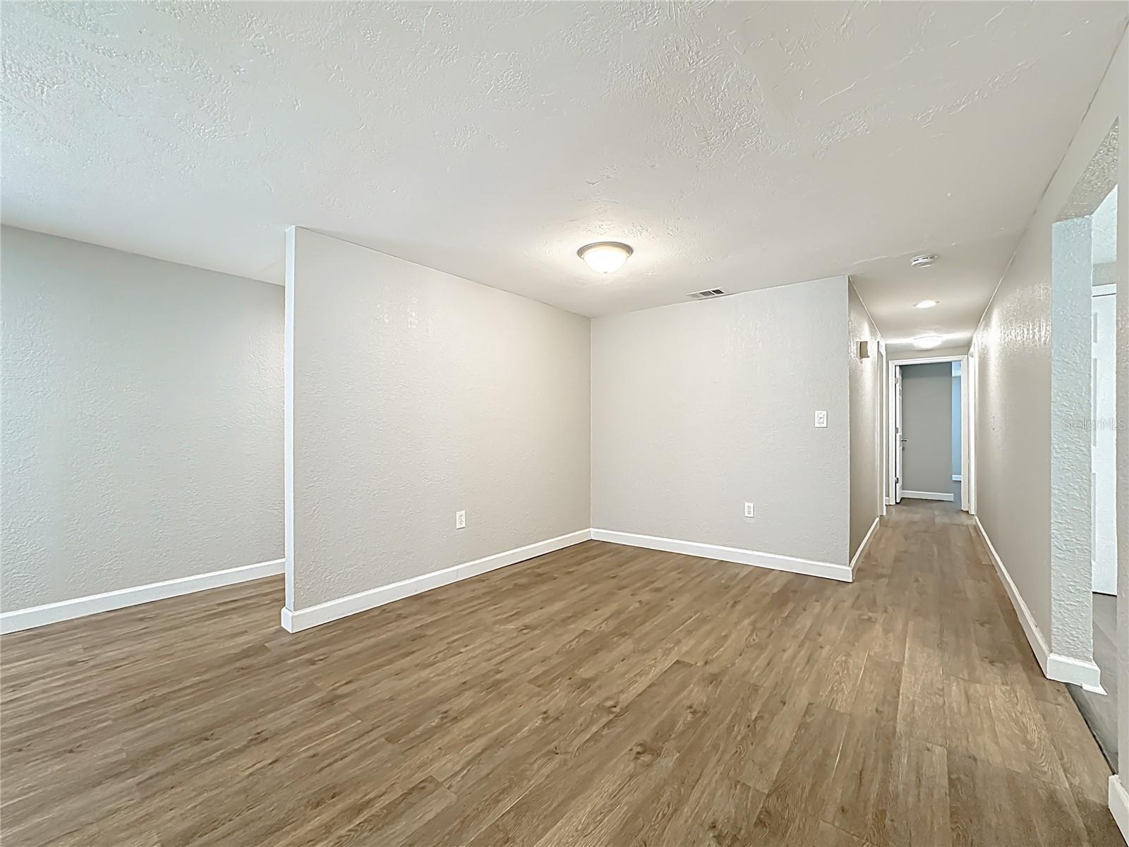 2144 OAK TER, SARASOTA, FL, 34231