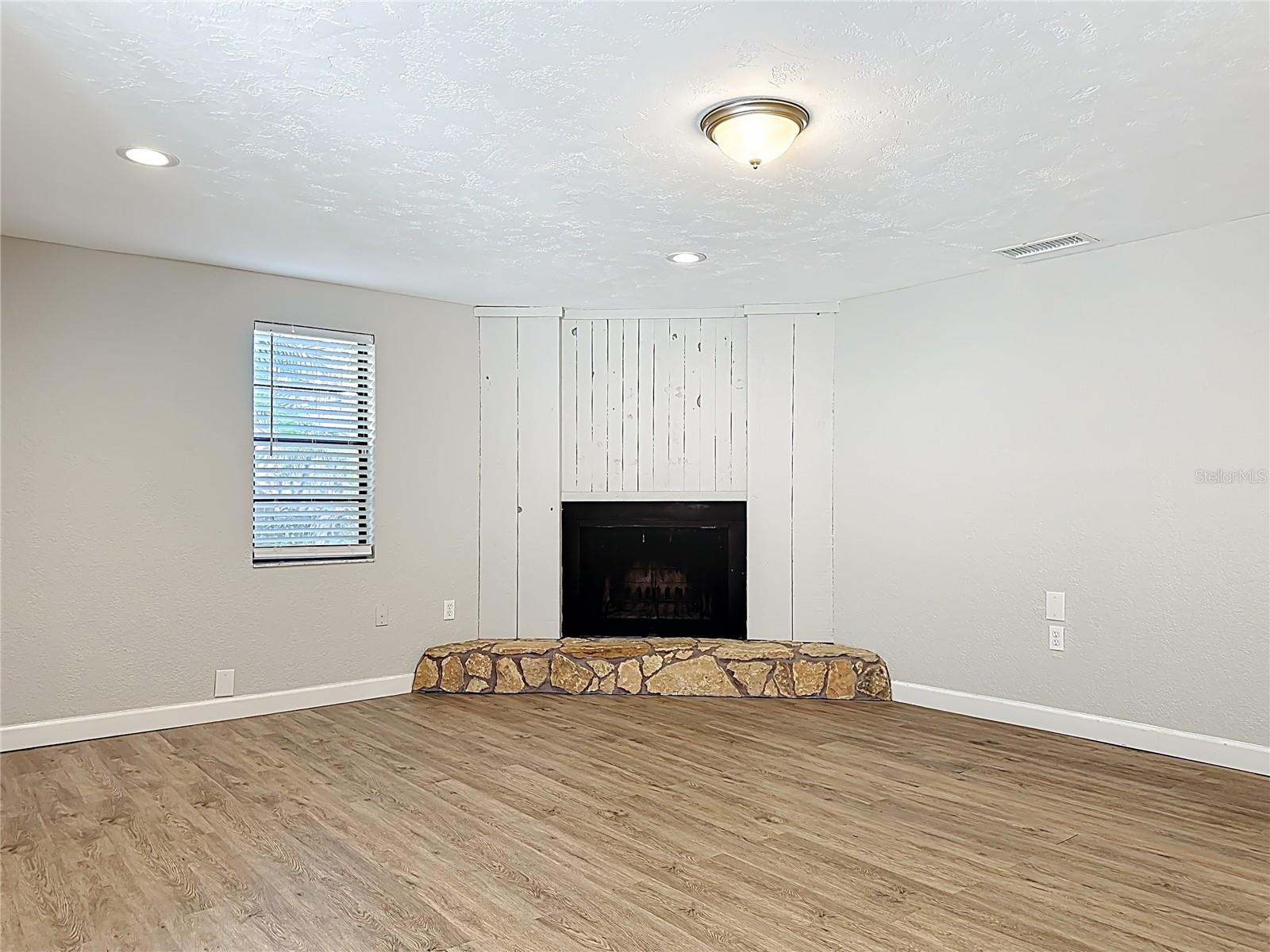 2144 OAK TER, SARASOTA, FL, 34231