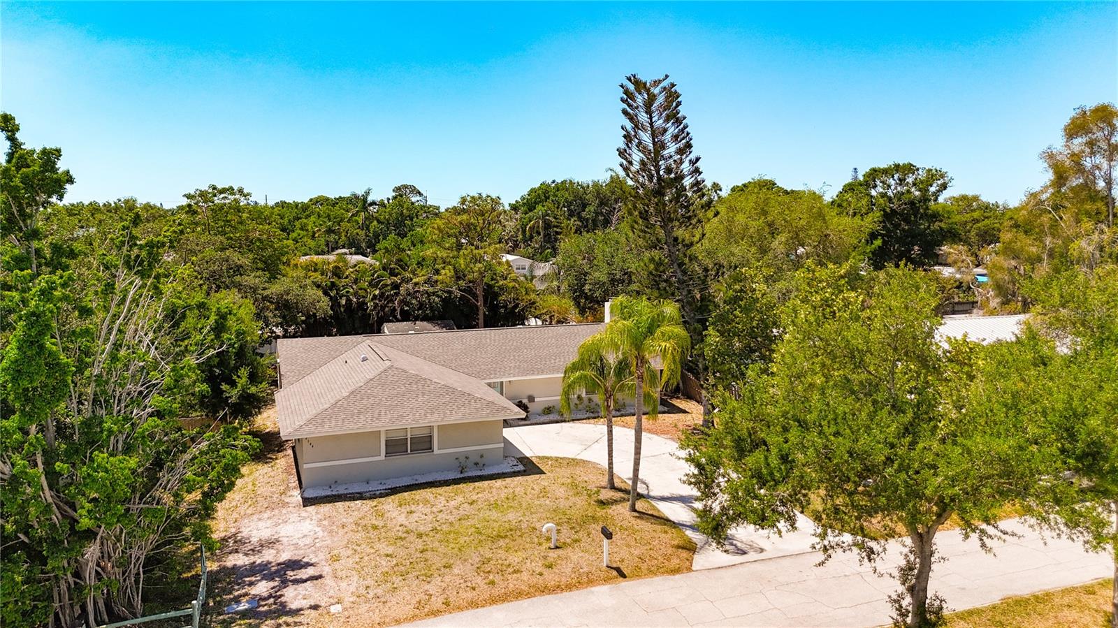 2144 OAK TER, SARASOTA, FL, 34231