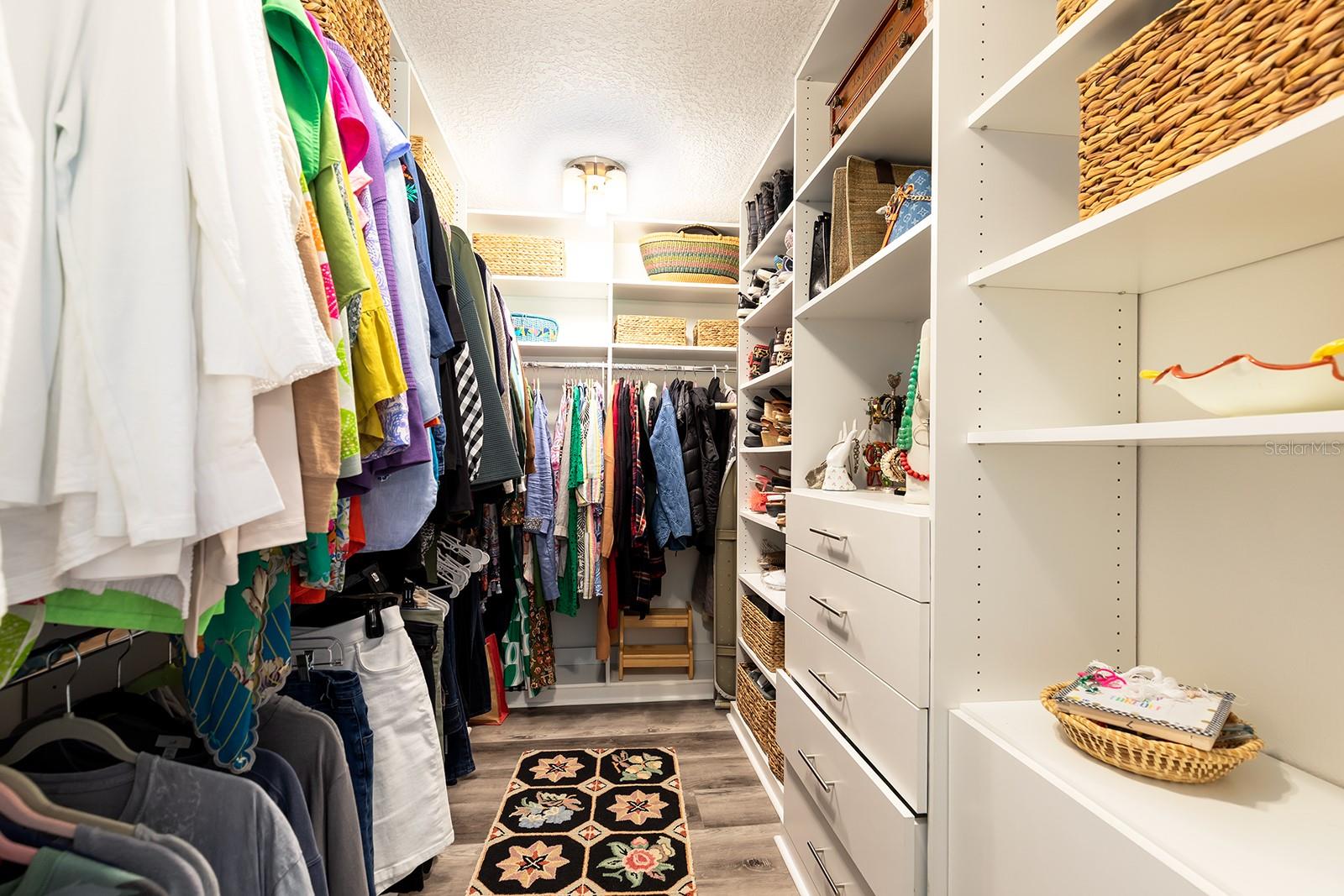 2415 EATON LN, ORLANDO, FL, 32804