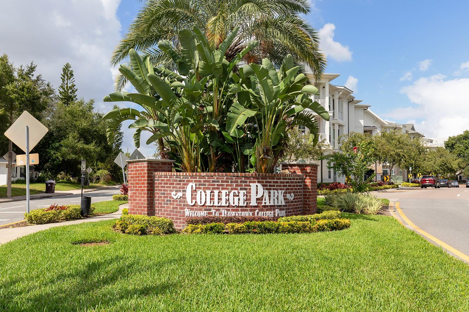 2415 EATON LN, ORLANDO, FL, 32804