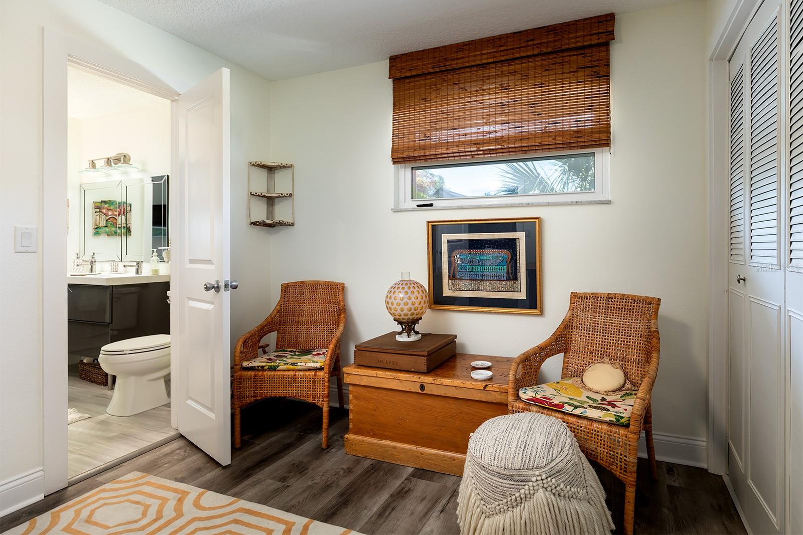 2415 EATON LN, ORLANDO, FL, 32804