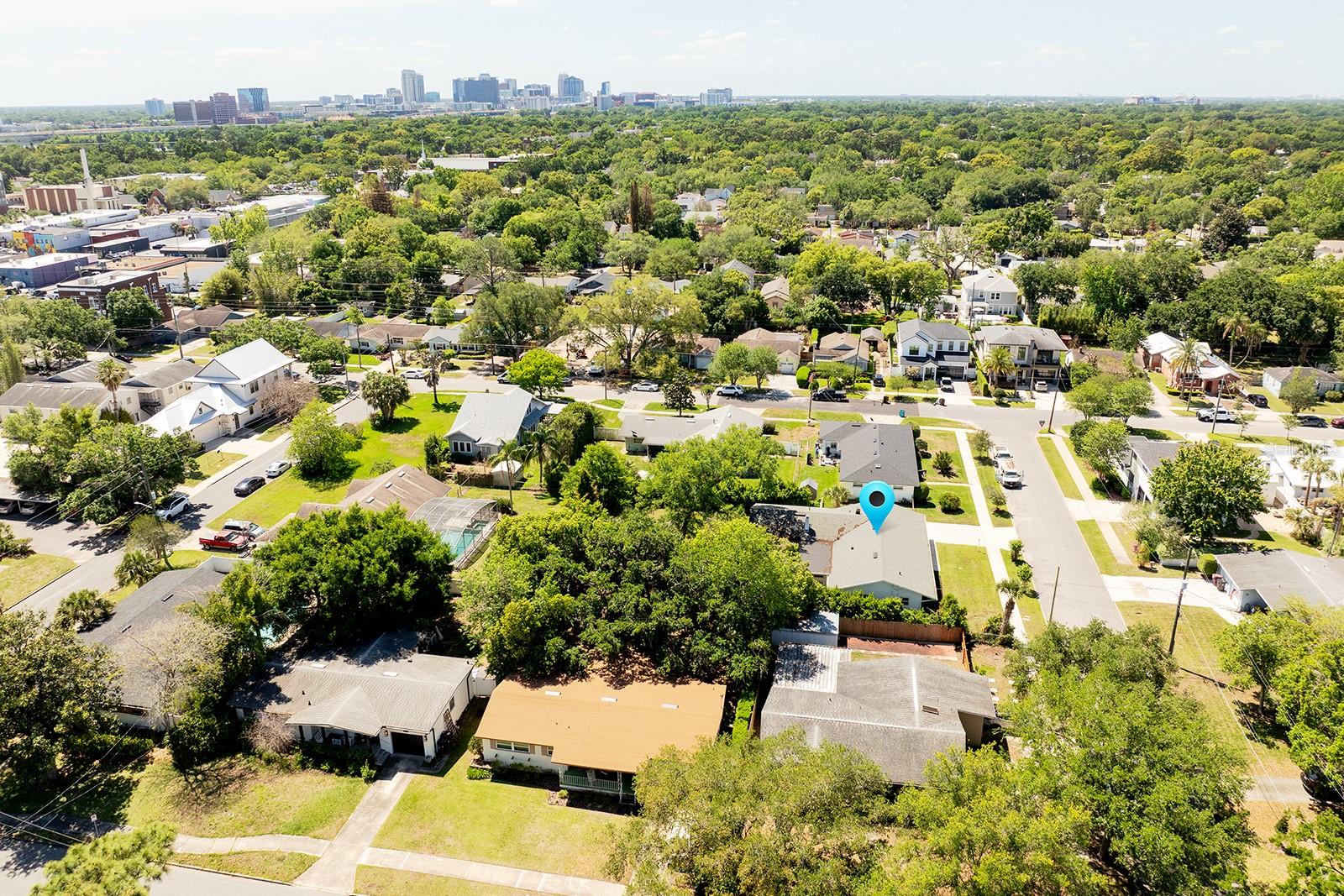 2415 EATON LN, ORLANDO, FL, 32804