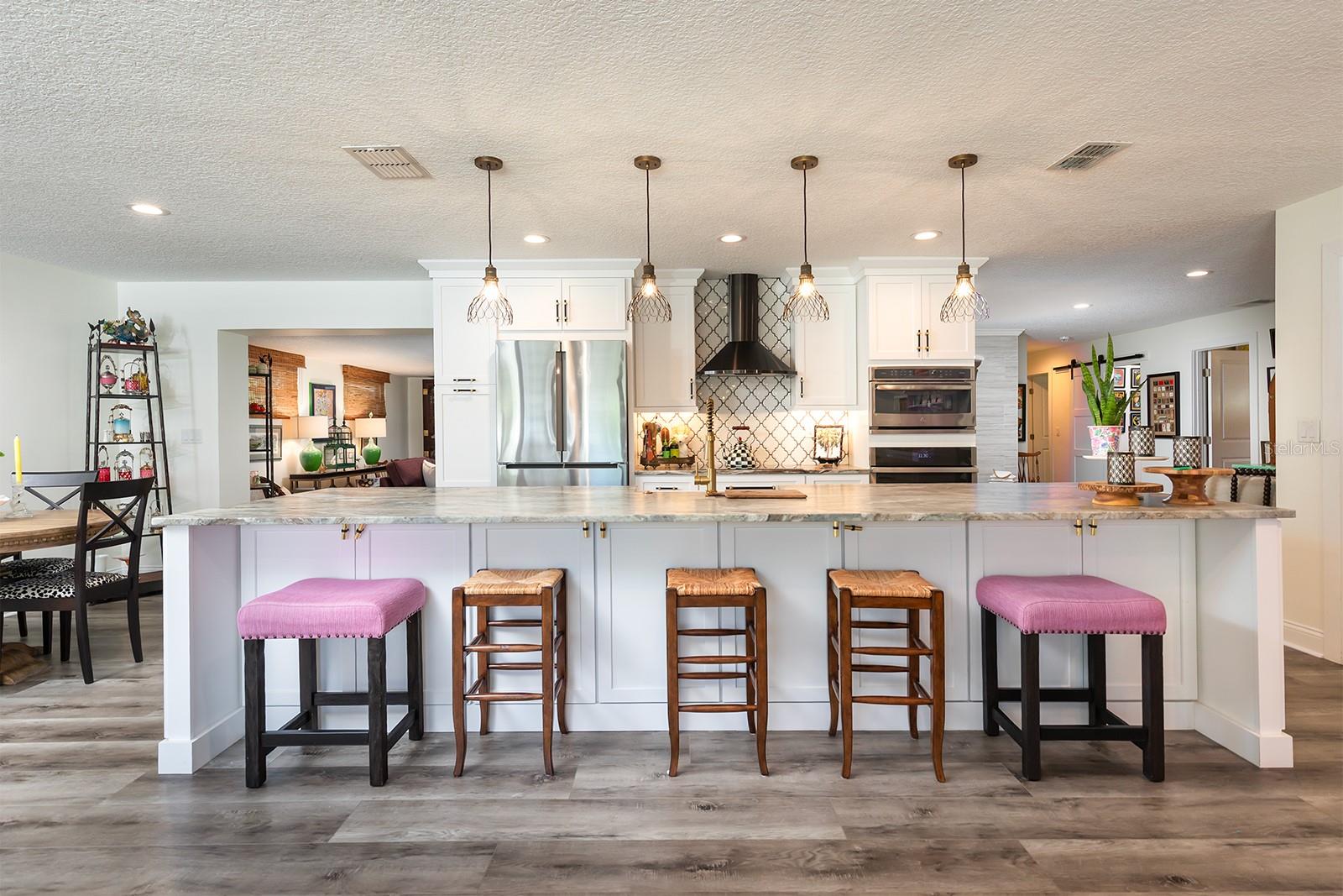 2415 EATON LN, ORLANDO, FL, 32804