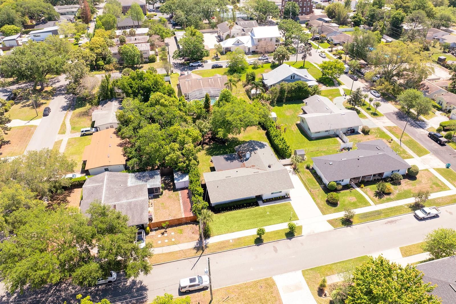 2415 EATON LN, ORLANDO, FL, 32804