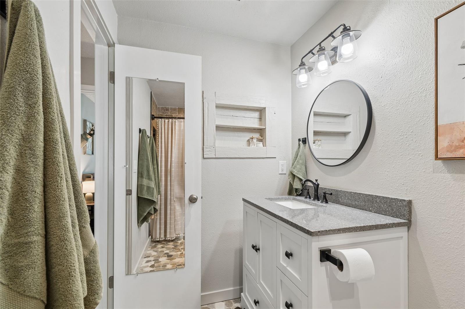 4111 N BAY HILLS BLVD, SAFETY HARBOR, FL, 34695