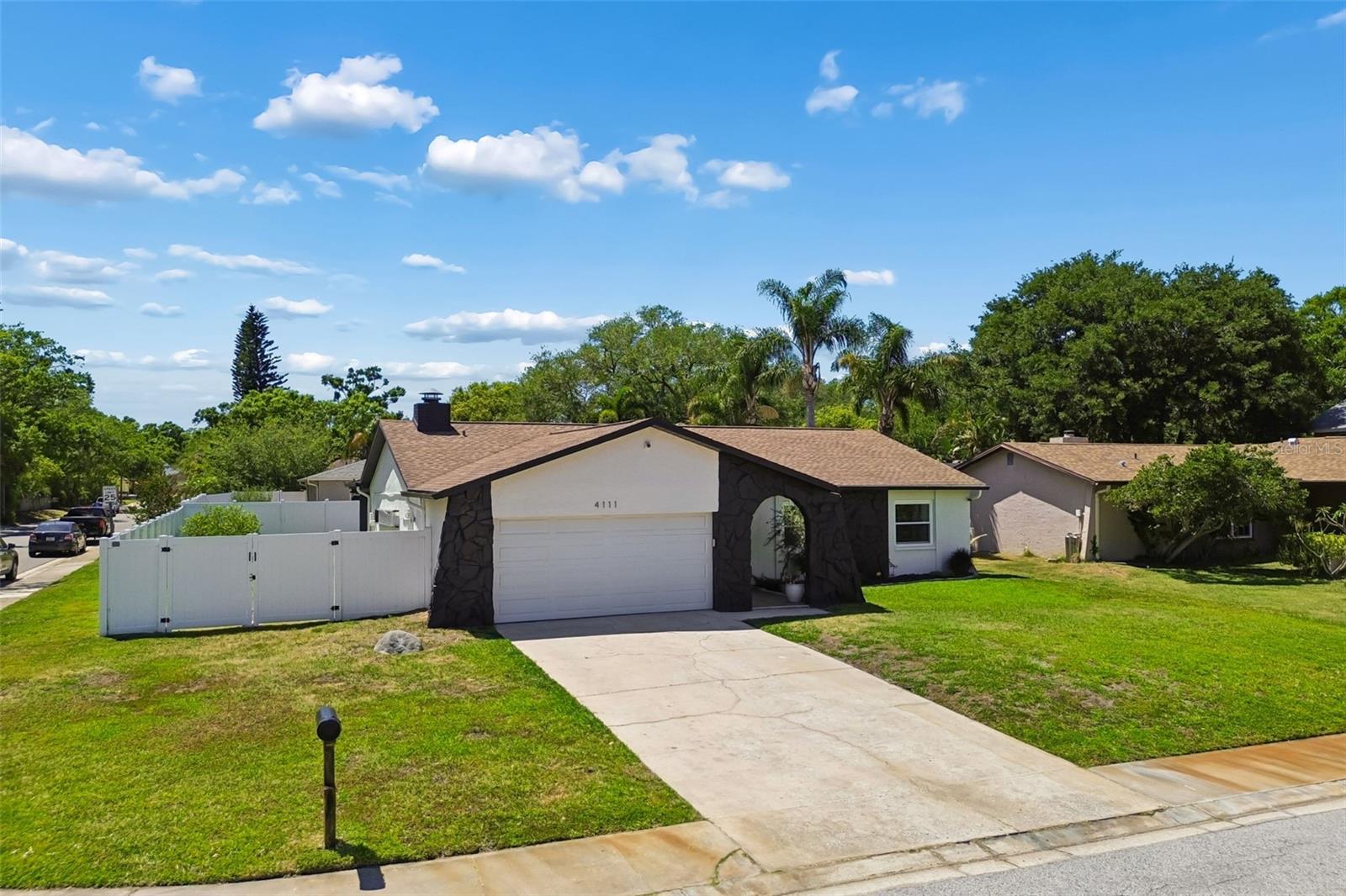 4111 N BAY HILLS BLVD, SAFETY HARBOR, FL, 34695
