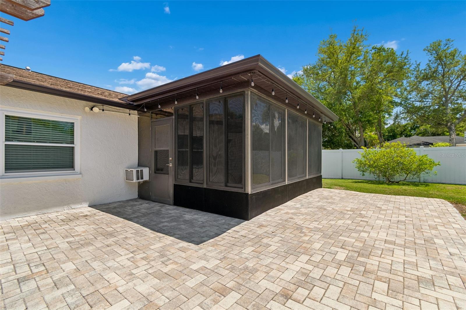 4111 N BAY HILLS BLVD, SAFETY HARBOR, FL, 34695