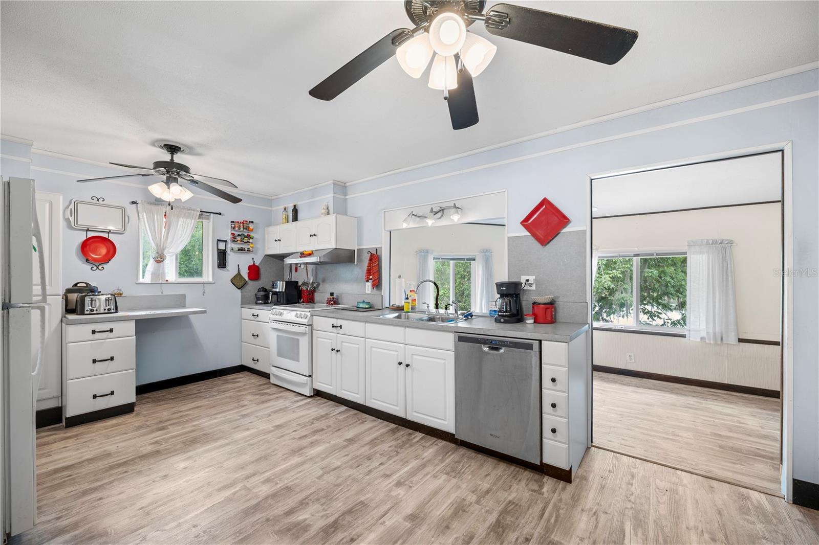 212 WESLEY RD, GREEN COVE SPRINGS, FL, 32043