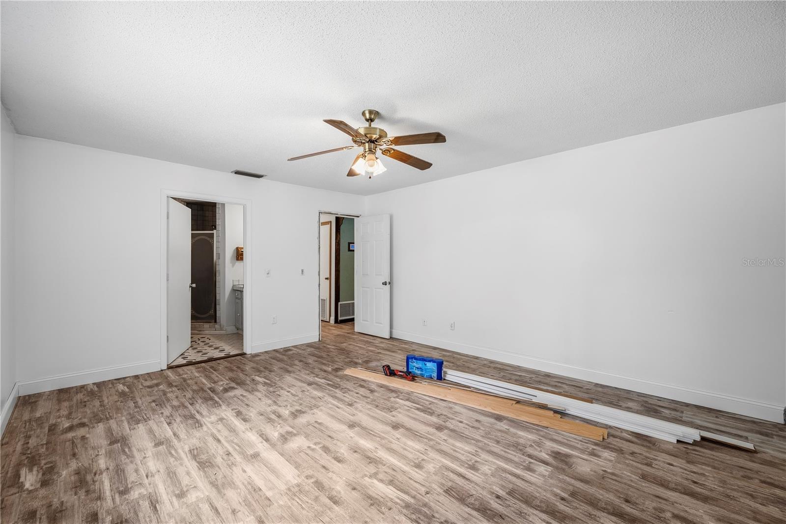 212 WESLEY RD, GREEN COVE SPRINGS, FL, 32043