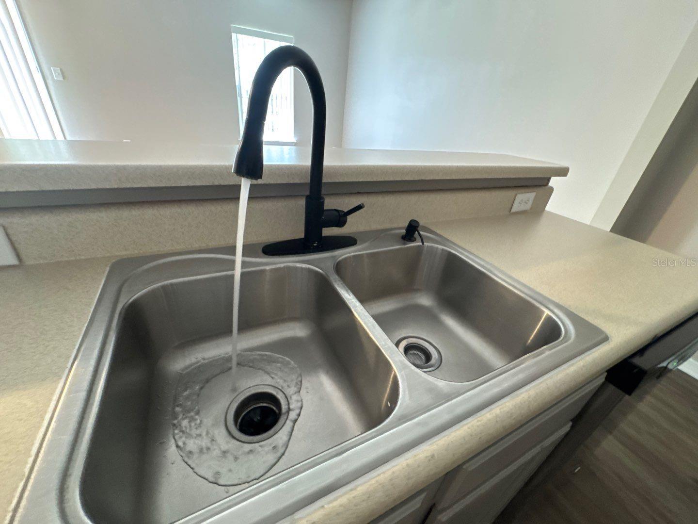 2127 TOM ST #2127, NAVARRE, FL, 32566