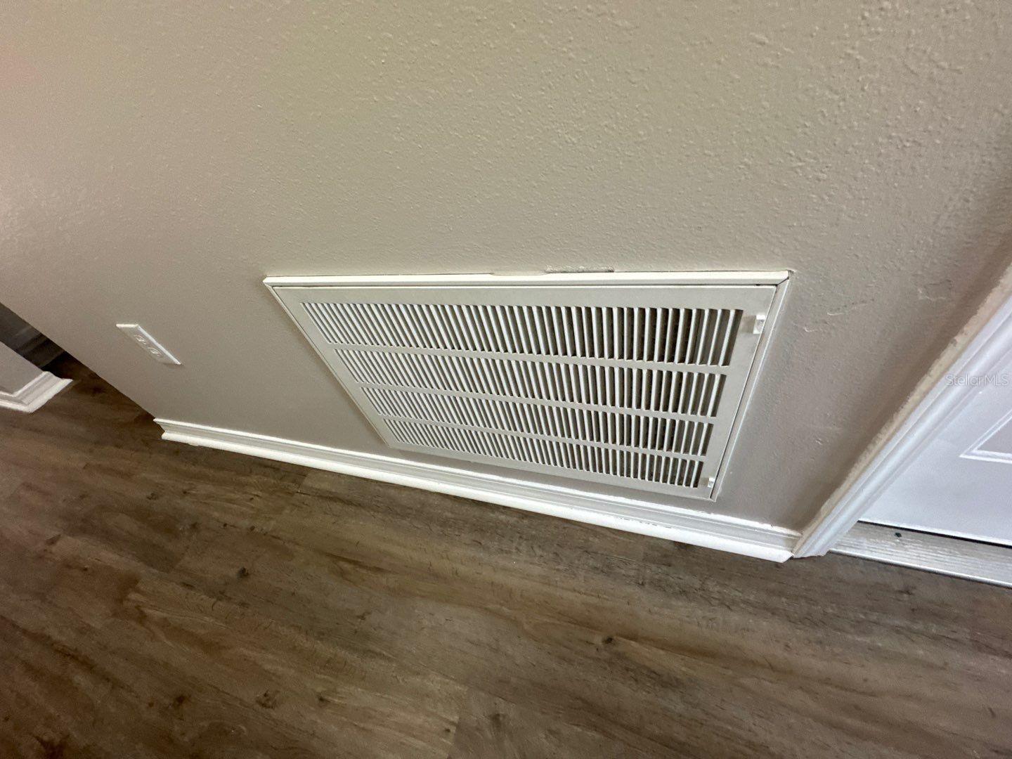 2127 TOM ST #2127, NAVARRE, FL, 32566