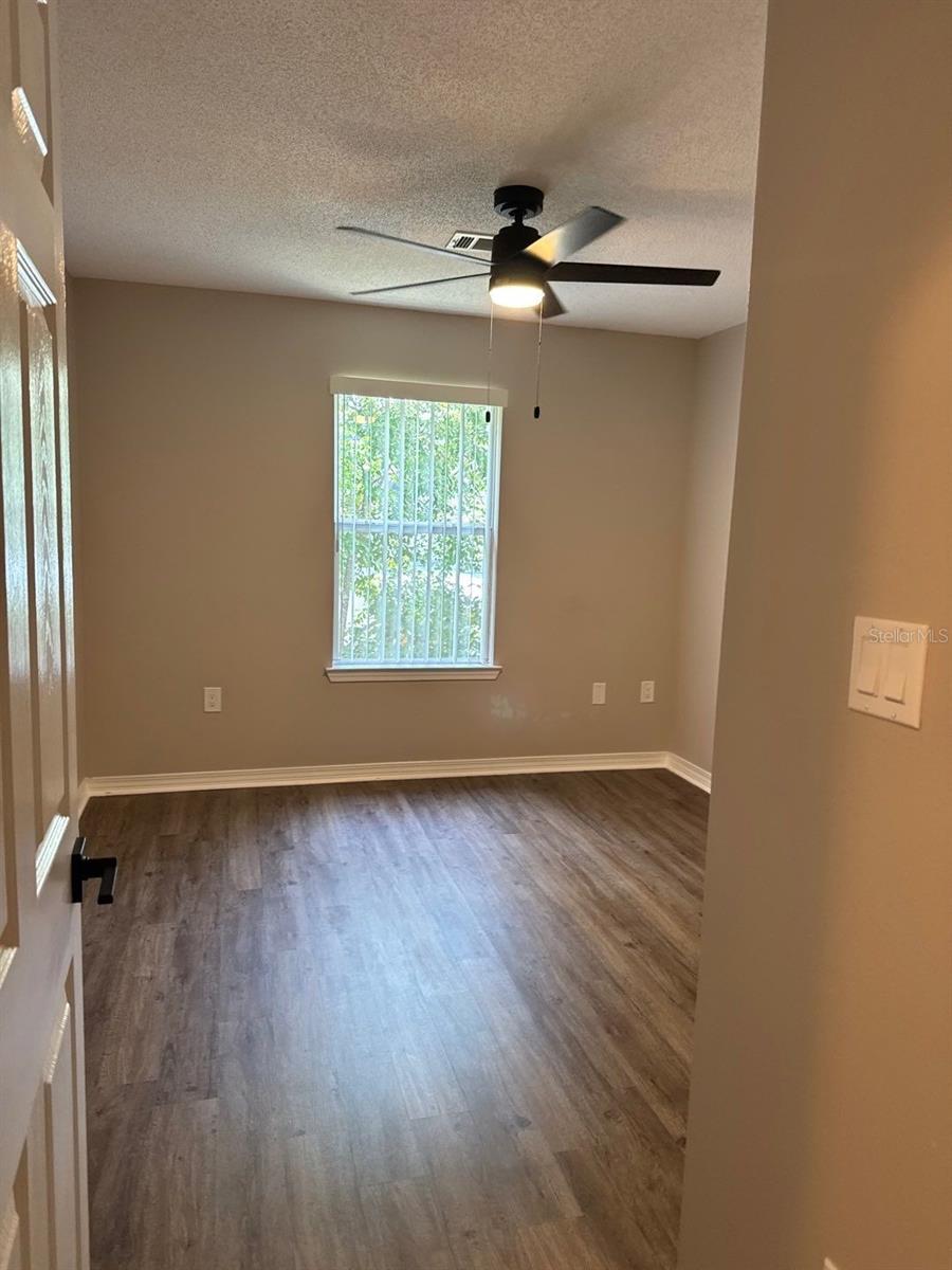 2127 TOM ST #2127, NAVARRE, FL, 32566