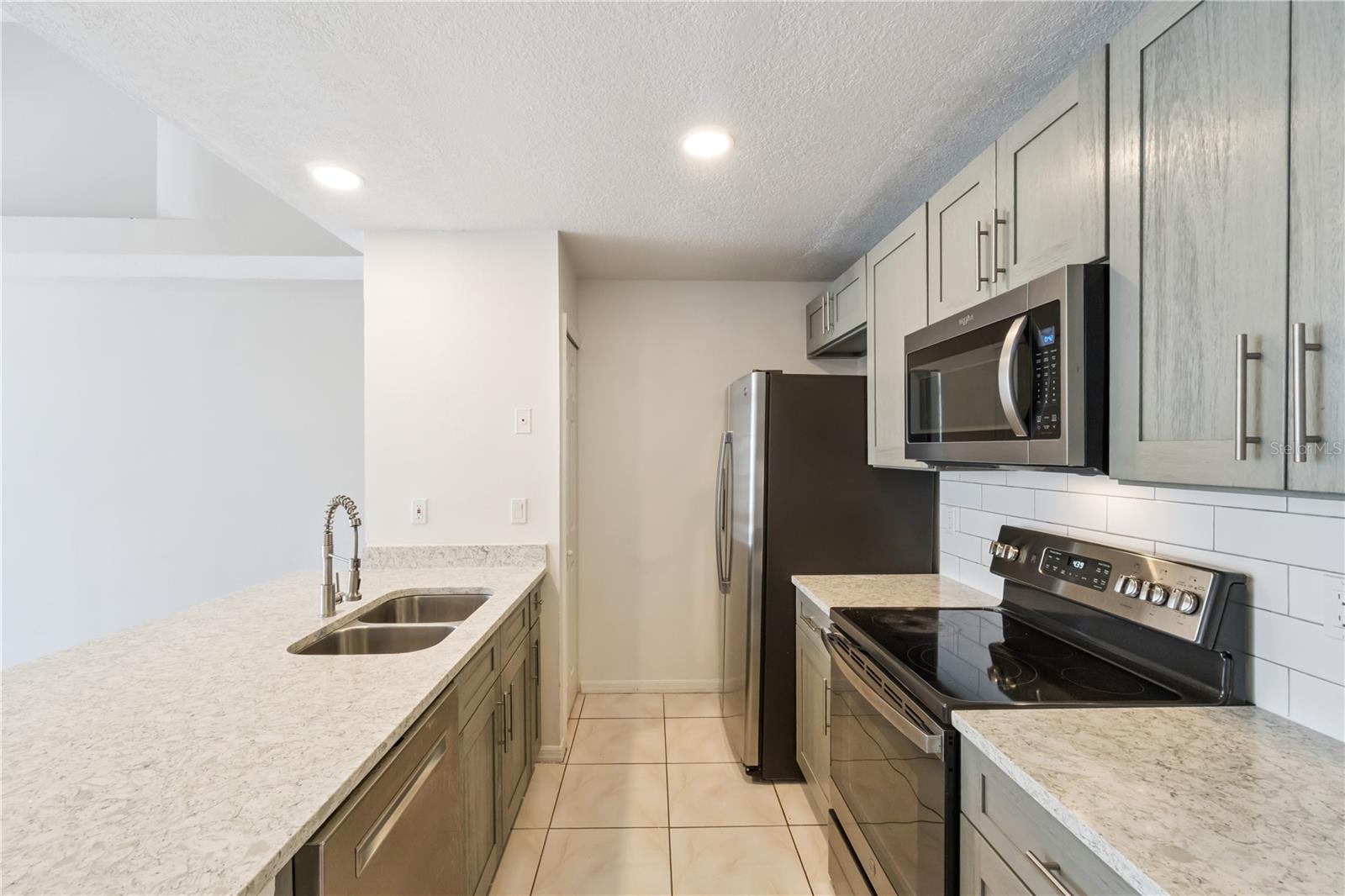 2007 ROYAL BAY BLVD #144, KISSIMMEE, FL, 34746