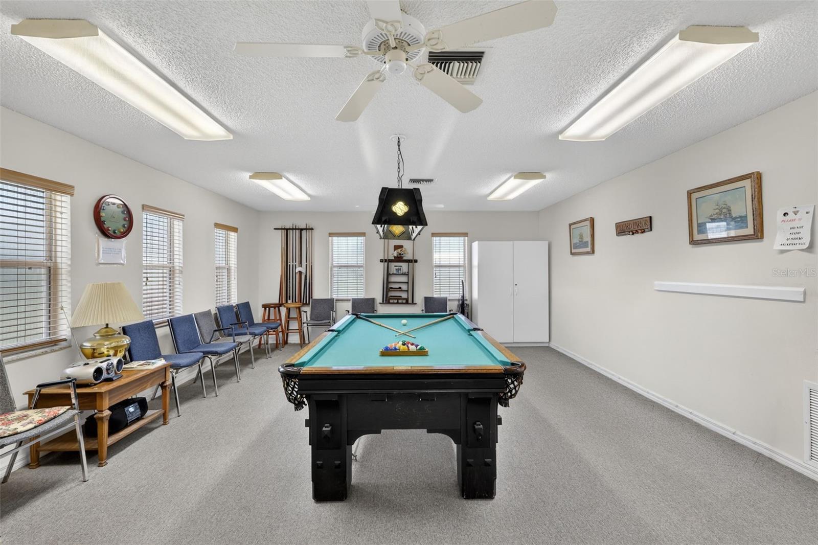 1015 SOUTHLAND DR, TAVARES, FL, 32778