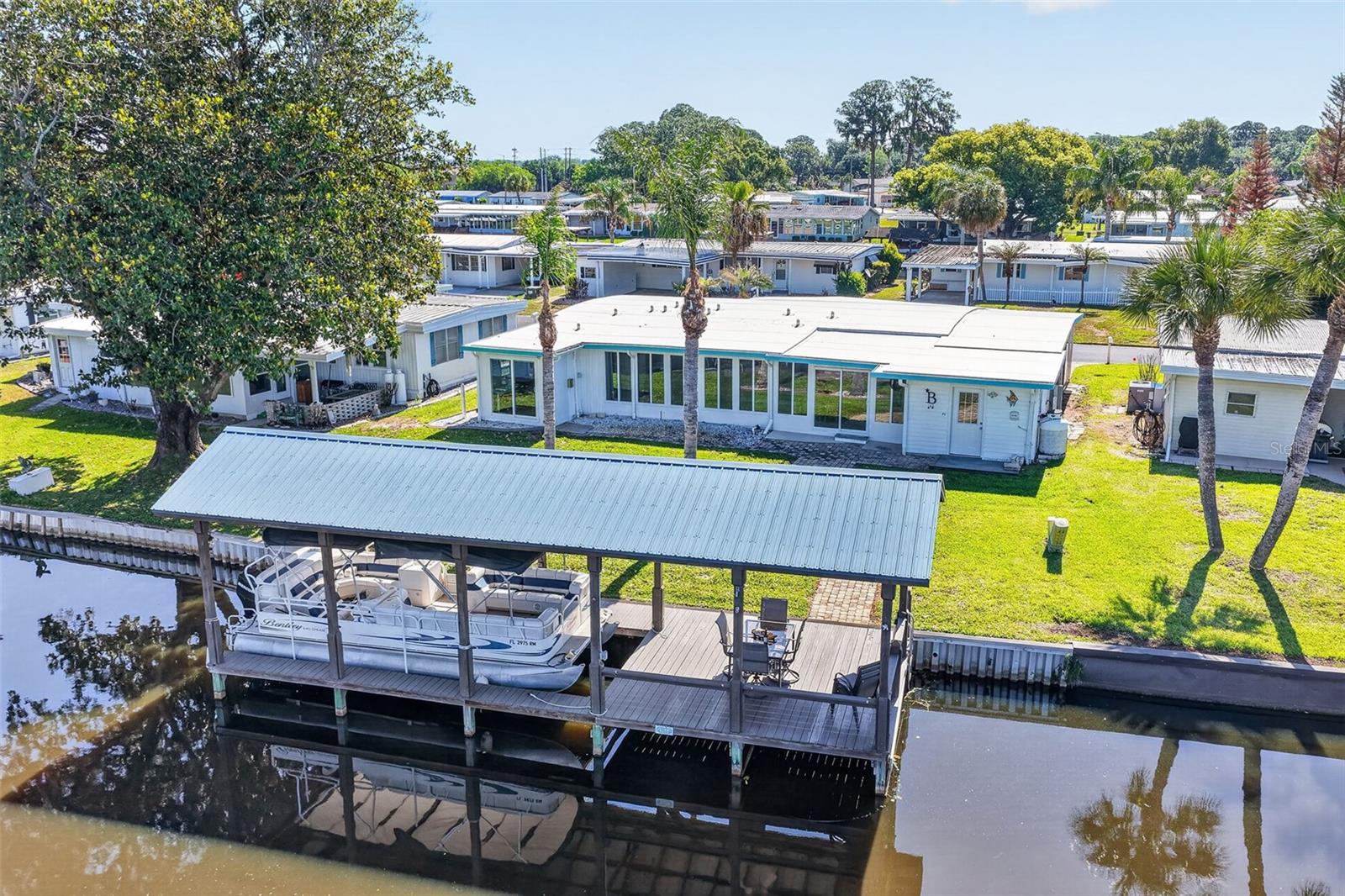 1015 SOUTHLAND DR, TAVARES, FL, 32778