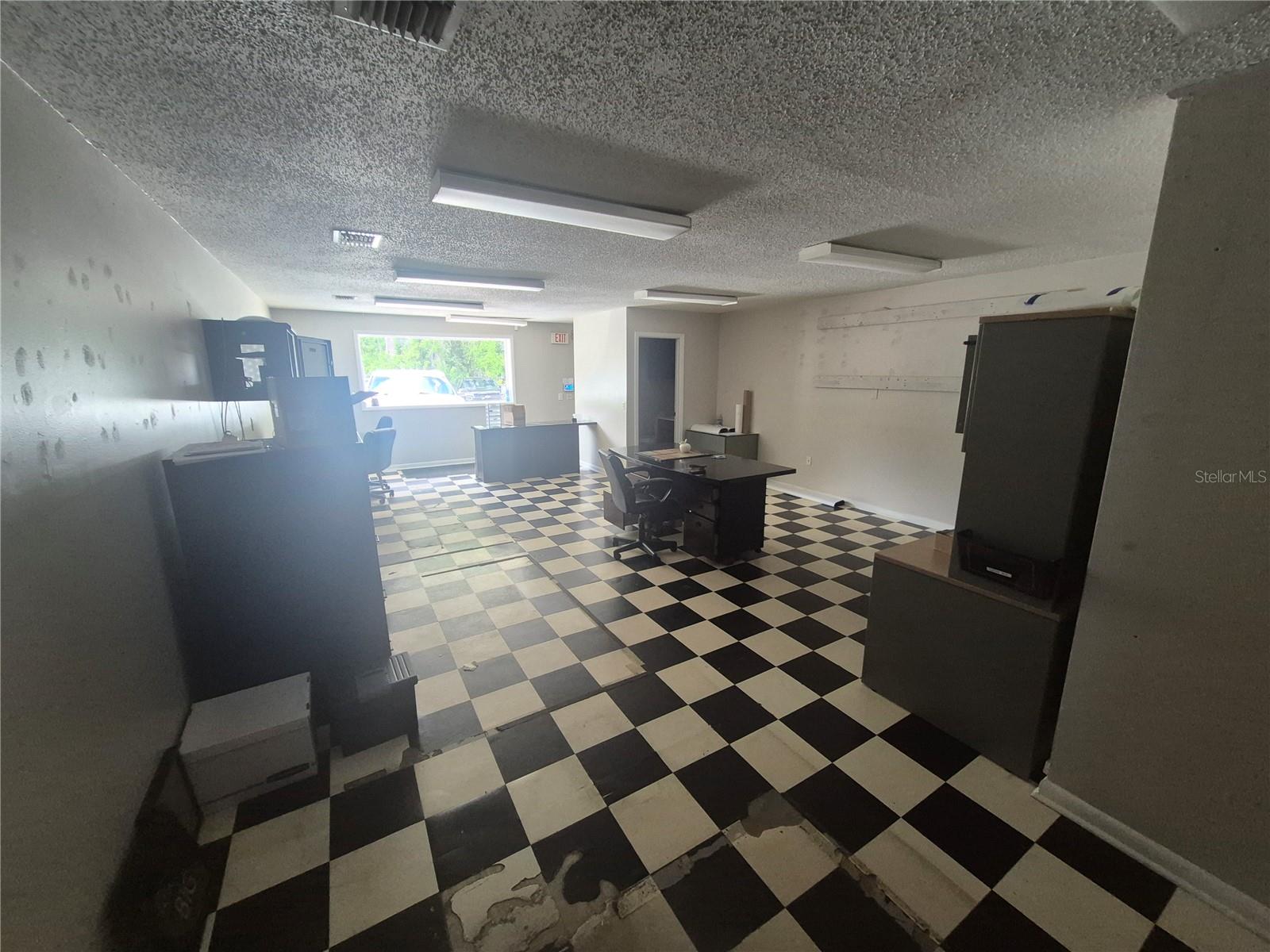 1635 DALE MABRY HWY, LUTZ, FL, 33548