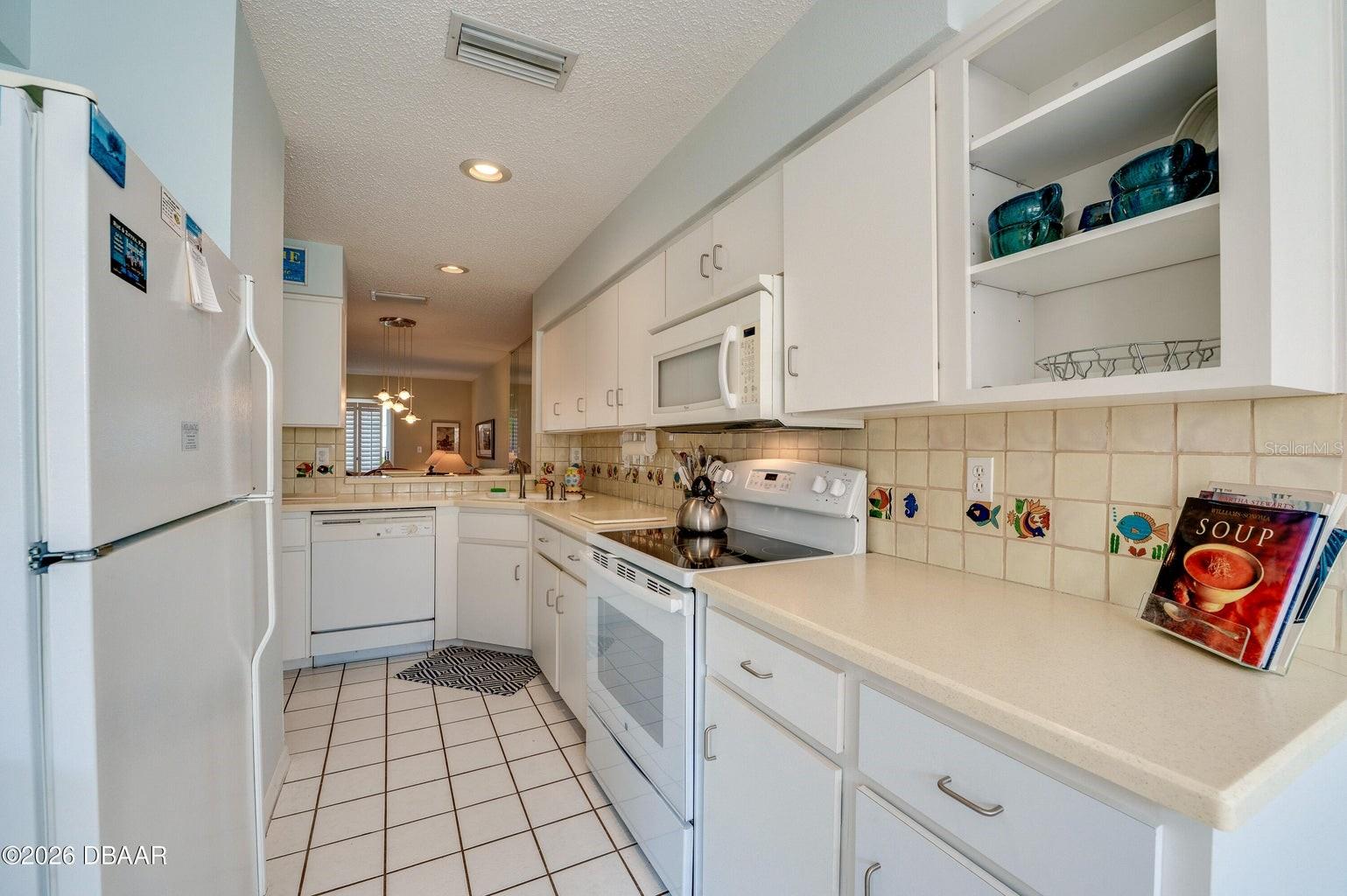 226 FLORIDA SHORES BLVD, DAYTONA BEACH, FL, 32118