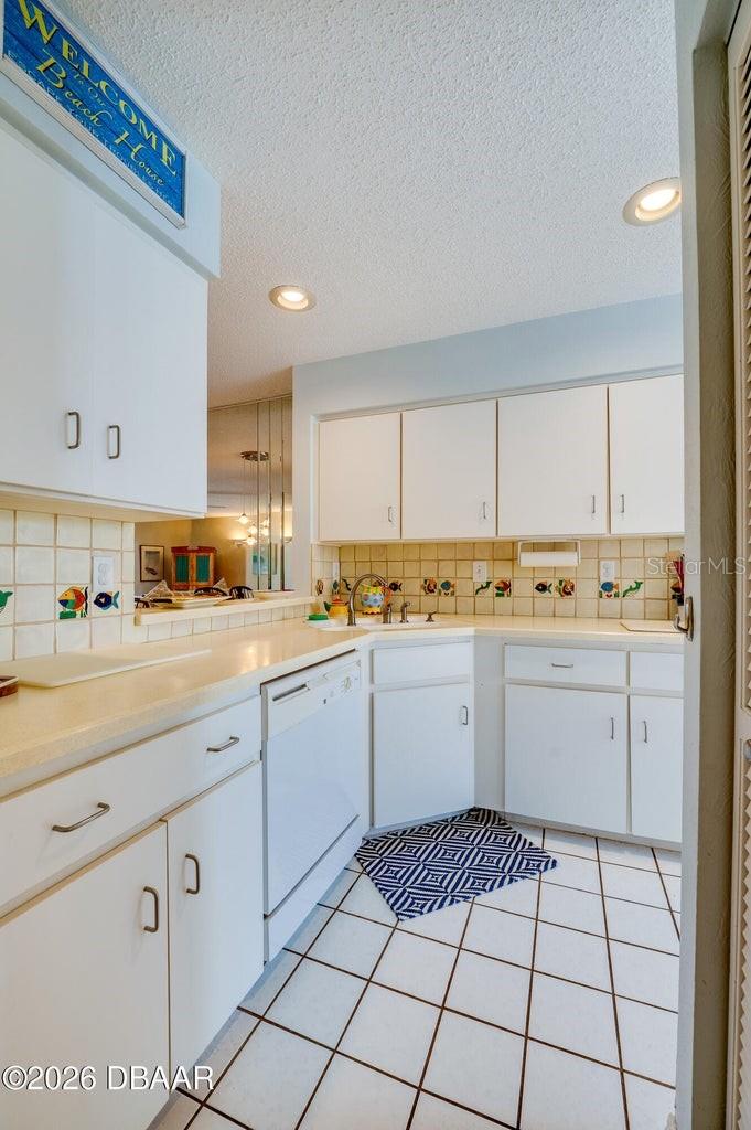 226 FLORIDA SHORES BLVD, DAYTONA BEACH, FL, 32118