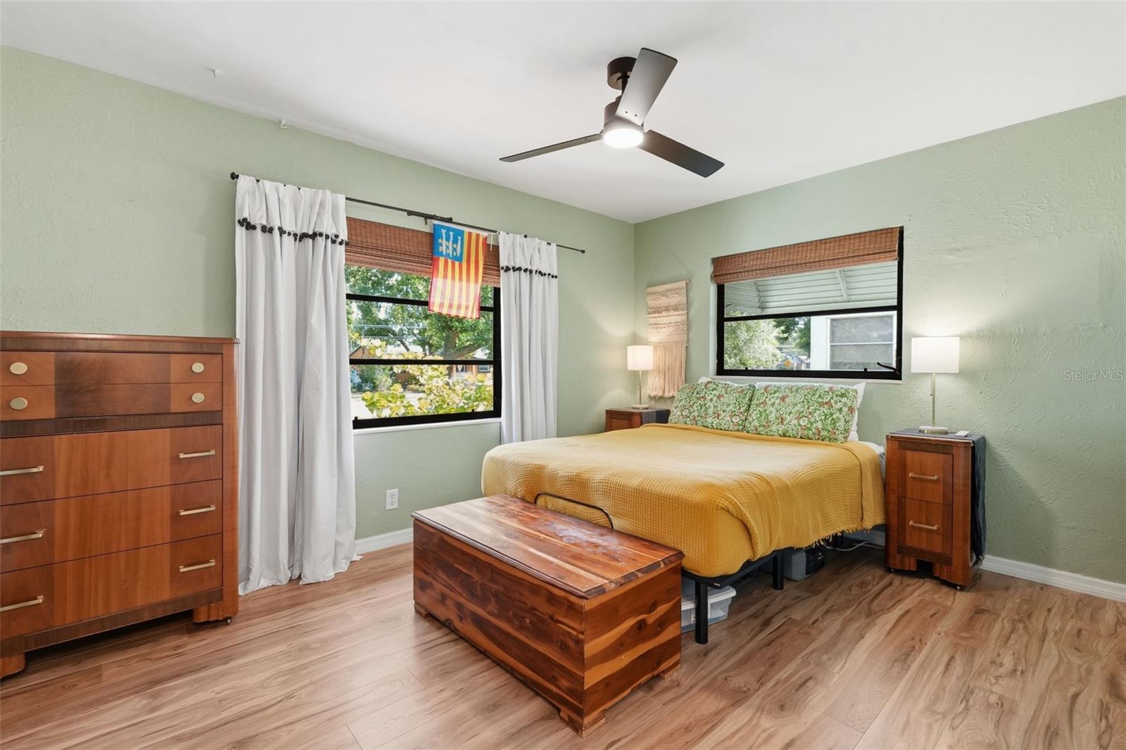 3136 9TH AVE N, ST PETERSBURG, FL, 33713