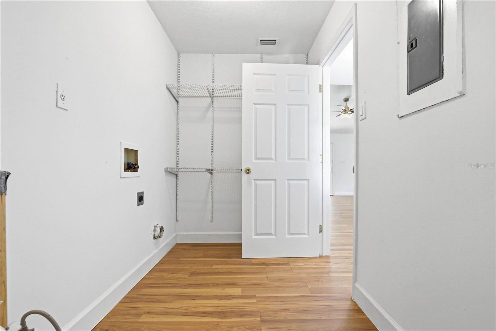 403 WENDEL AVE, LITHIA, FL, 33547