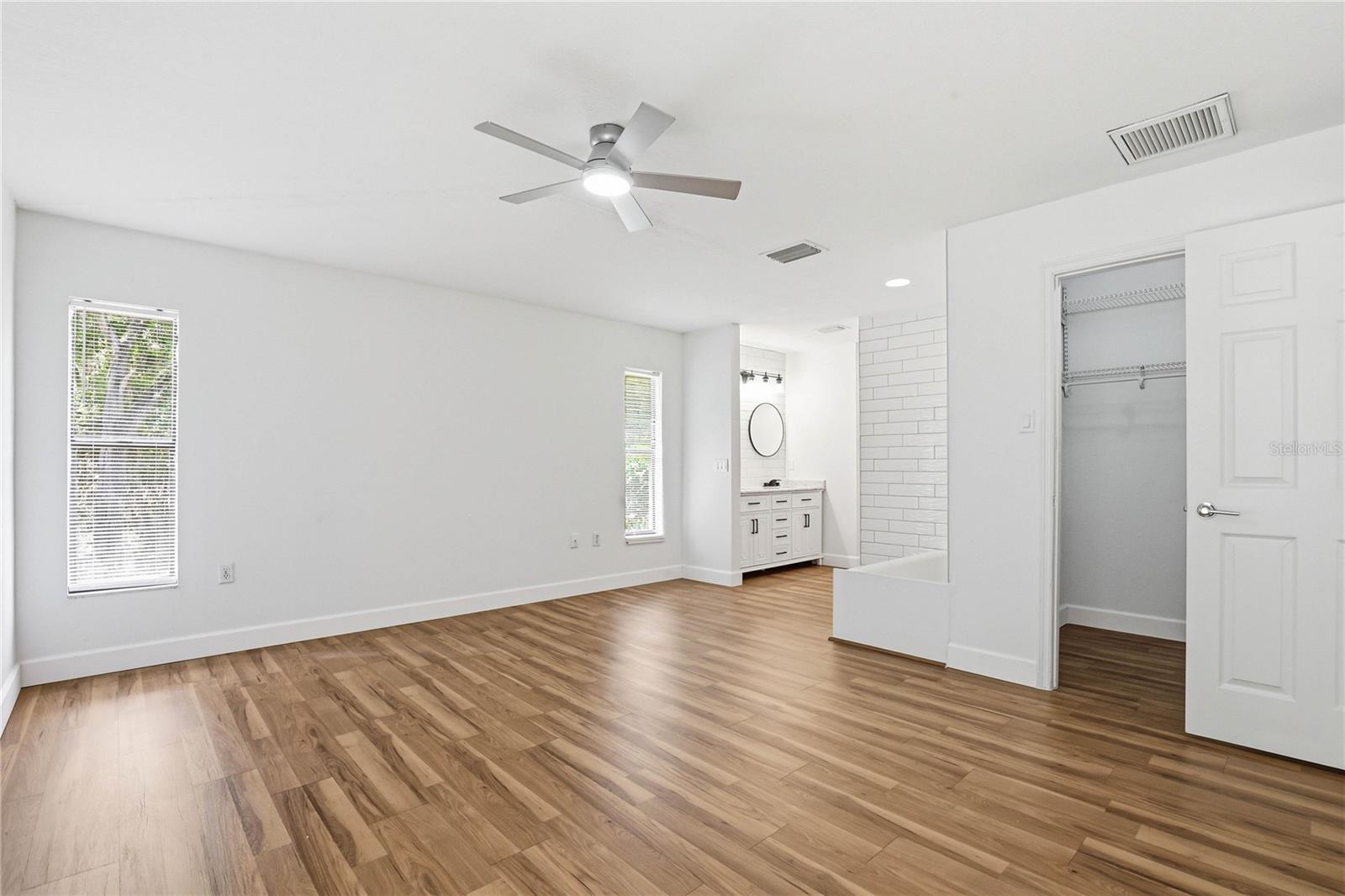 403 WENDEL AVE, LITHIA, FL, 33547