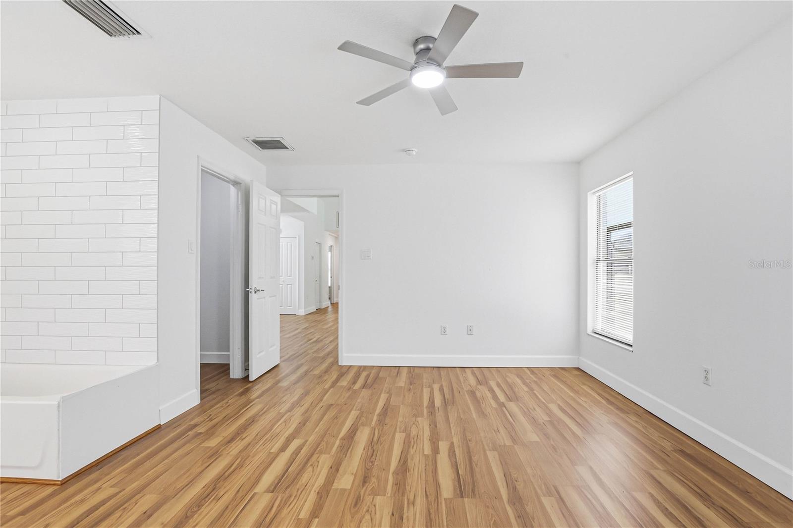 403 WENDEL AVE, LITHIA, FL, 33547