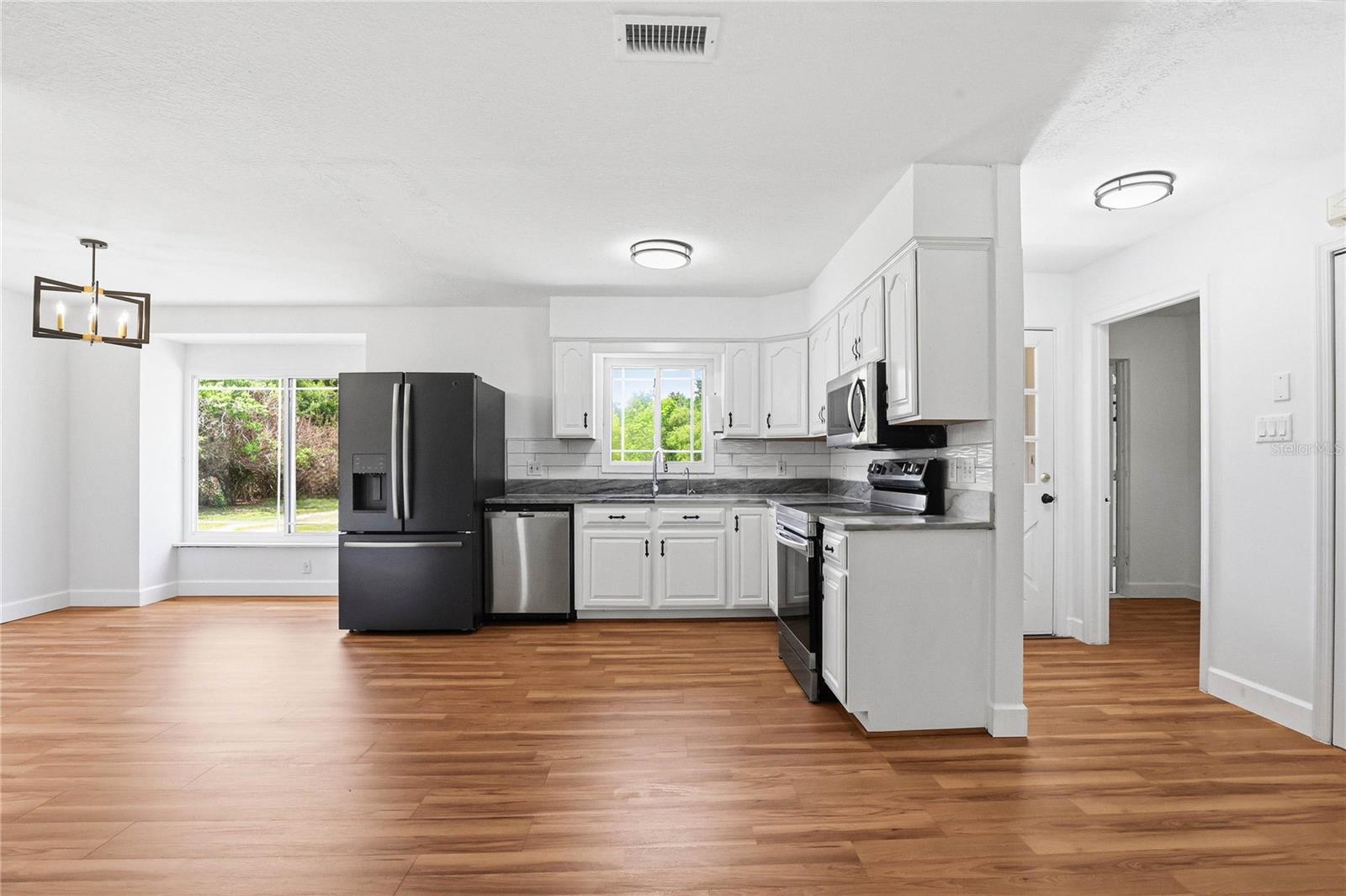 403 WENDEL AVE, LITHIA, FL, 33547