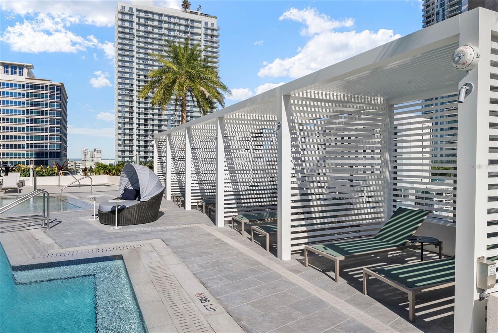 275 1ST AVE S #4101, ST PETERSBURG, FL, 33701