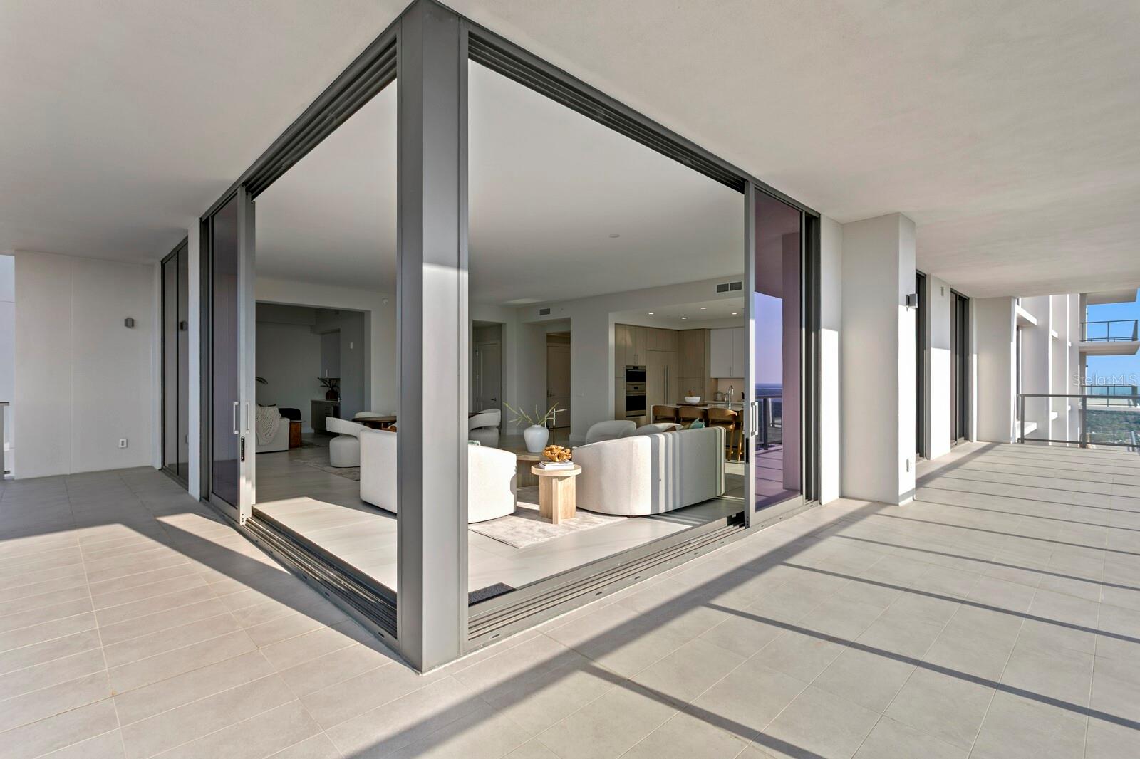 275 1ST AVE S #4101, ST PETERSBURG, FL, 33701