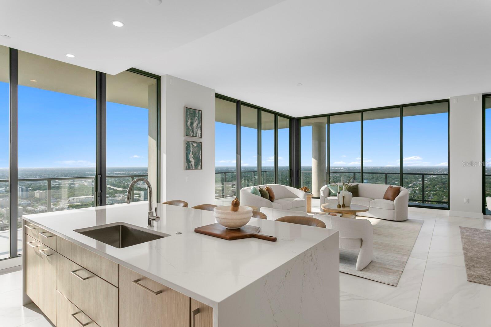 275 1ST AVE S #4101, ST PETERSBURG, FL, 33701