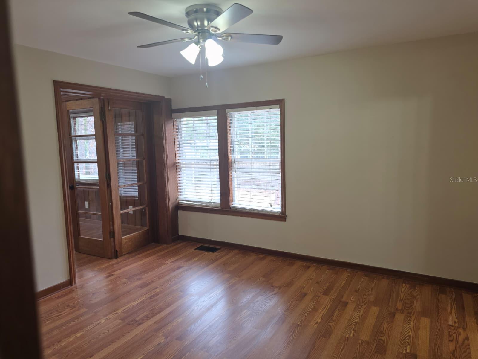 710 NE 11TH AVE, GAINESVILLE, FL, 32601