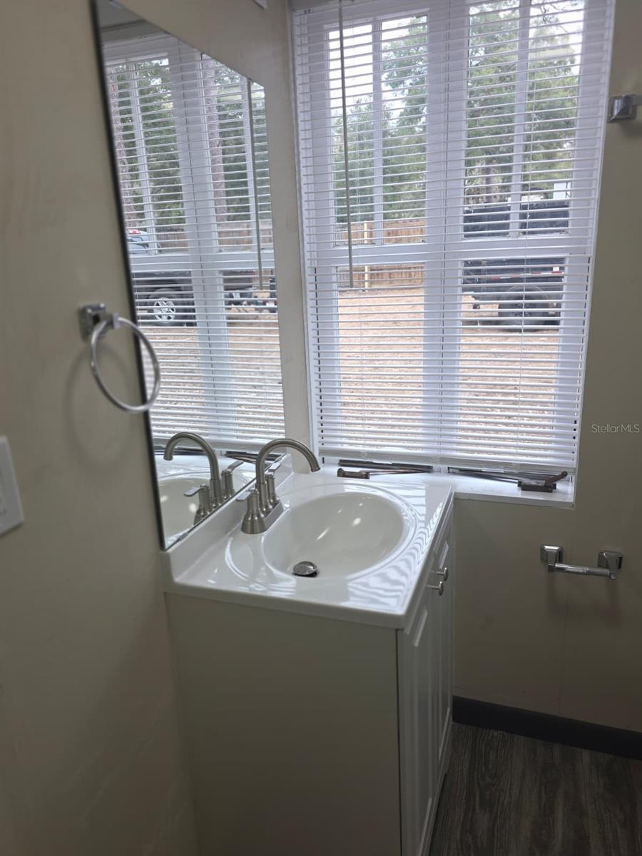 710 NE 11TH AVE, GAINESVILLE, FL, 32601