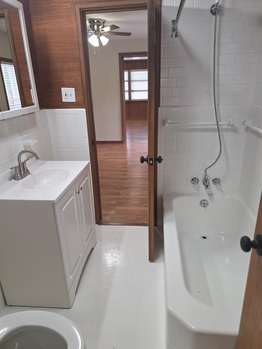 710 NE 11TH AVE, GAINESVILLE, FL, 32601