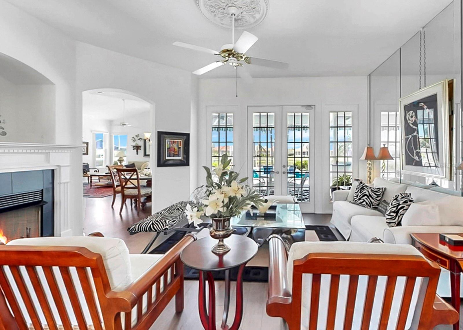 2328 PLATINUM DR, SUN CITY CENTER, FL, 33573