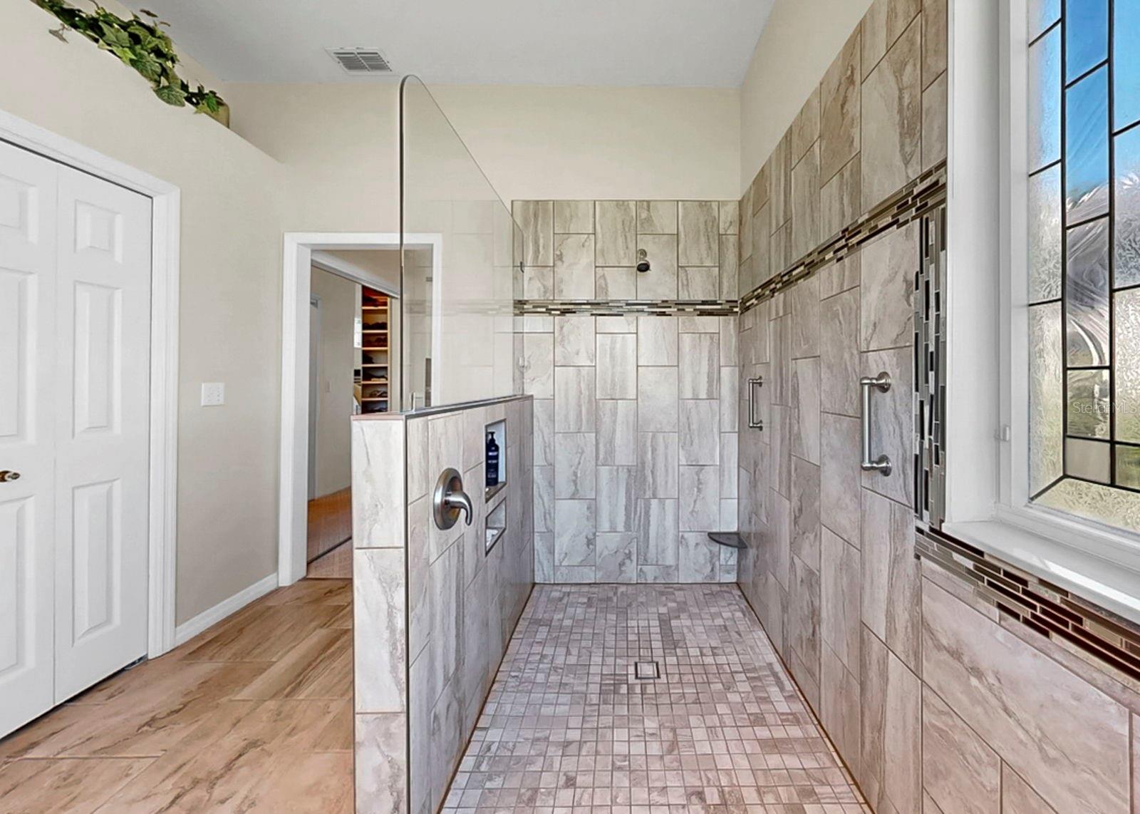 2328 PLATINUM DR, SUN CITY CENTER, FL, 33573