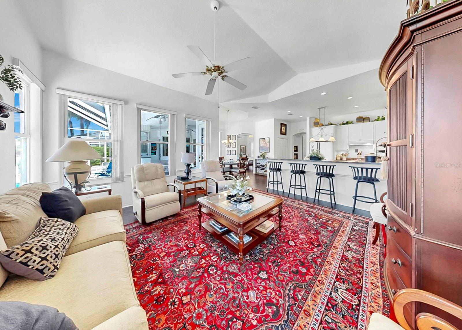 2328 PLATINUM DR, SUN CITY CENTER, FL, 33573