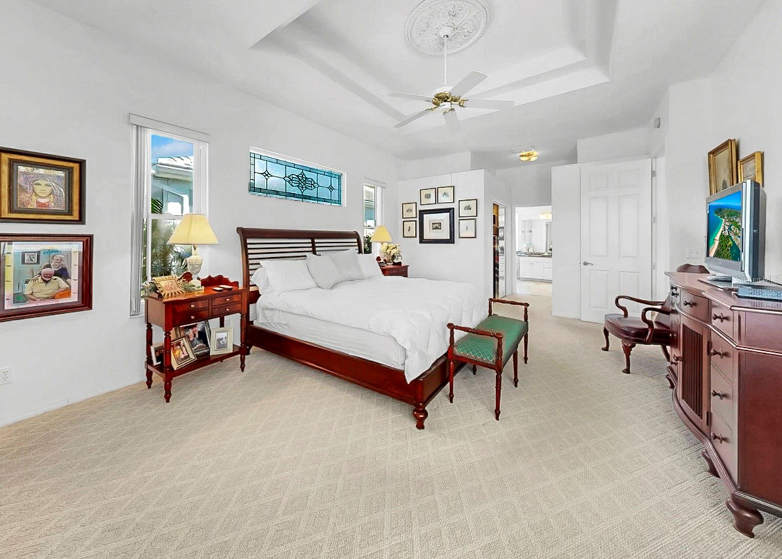 2328 PLATINUM DR, SUN CITY CENTER, FL, 33573