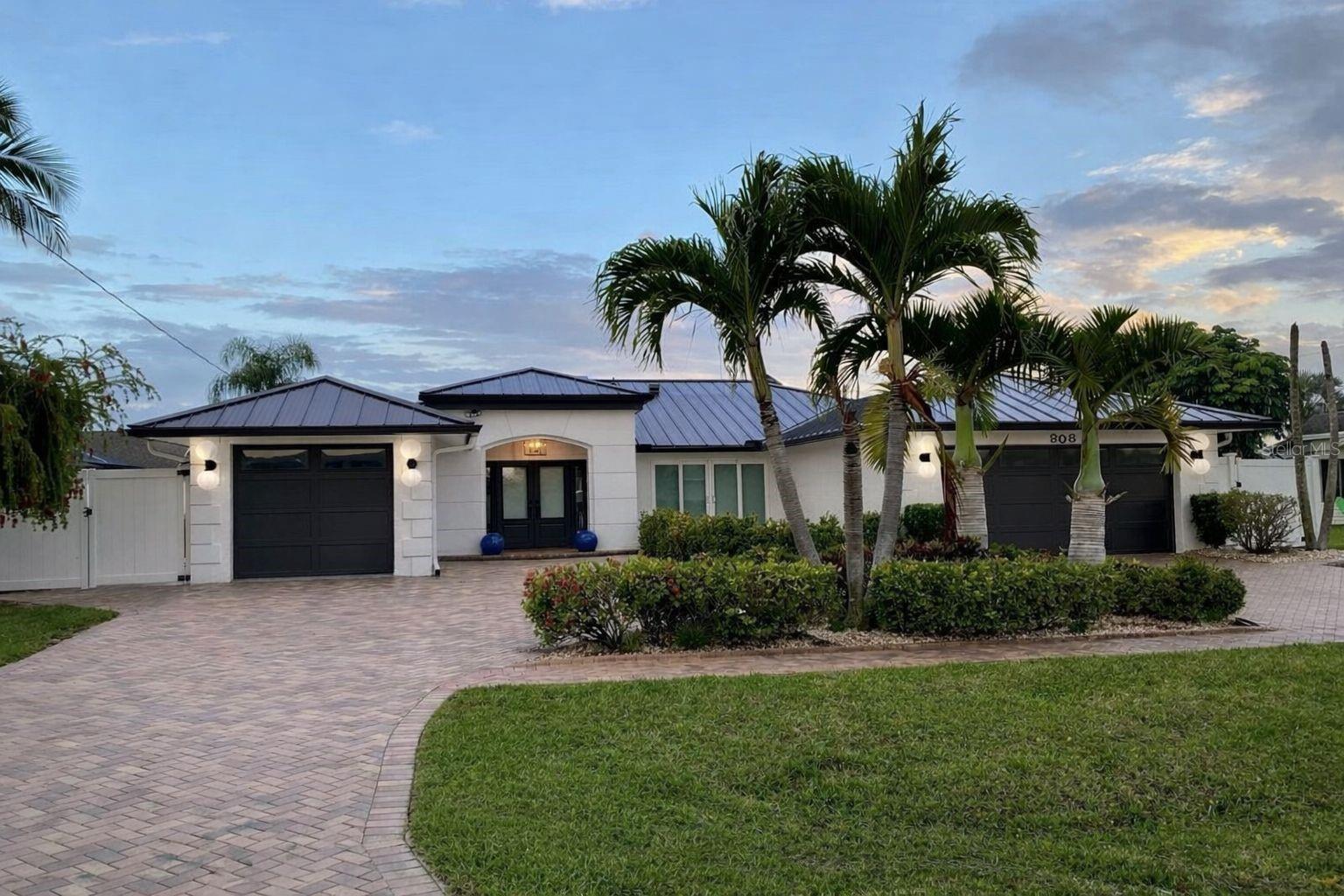 808 SW 52ND ST, CAPE CORAL, FL, 33914