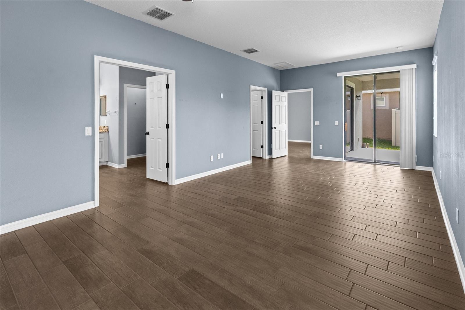 1099 MULTIFLORA LOOP, LUTZ, FL, 33558