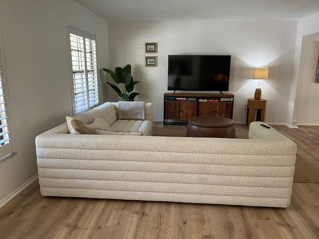 1909 DEANCROFT RD, SARASOTA, FL, 34235