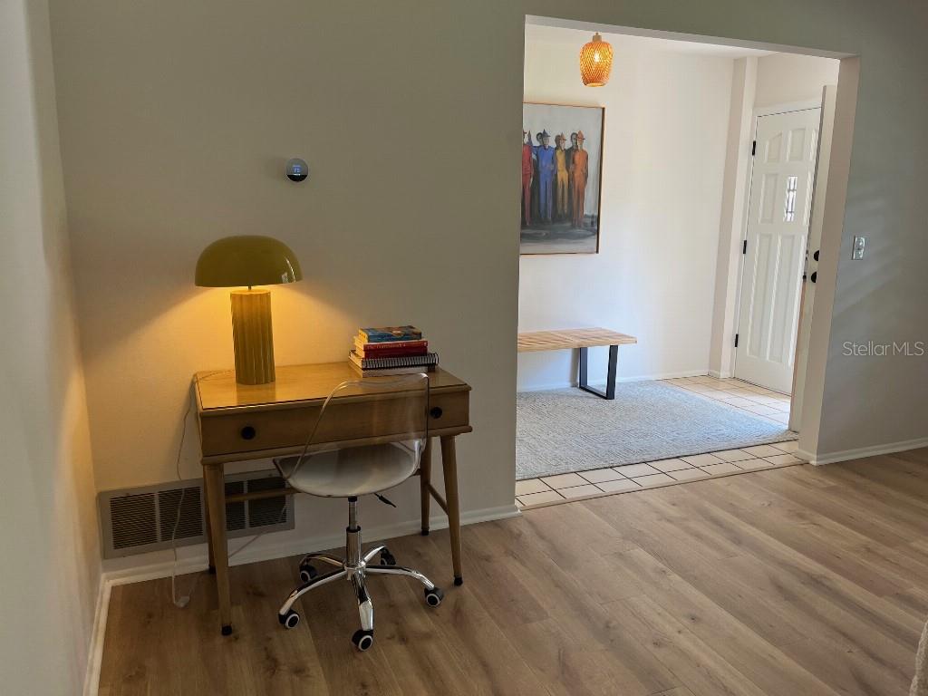 1909 DEANCROFT RD, SARASOTA, FL, 34235