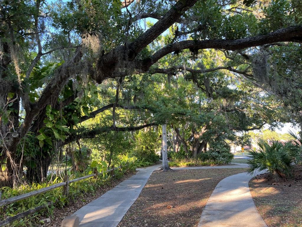 1909 DEANCROFT RD, SARASOTA, FL, 34235