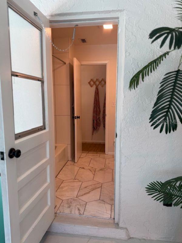 1909 DEANCROFT RD, SARASOTA, FL, 34235