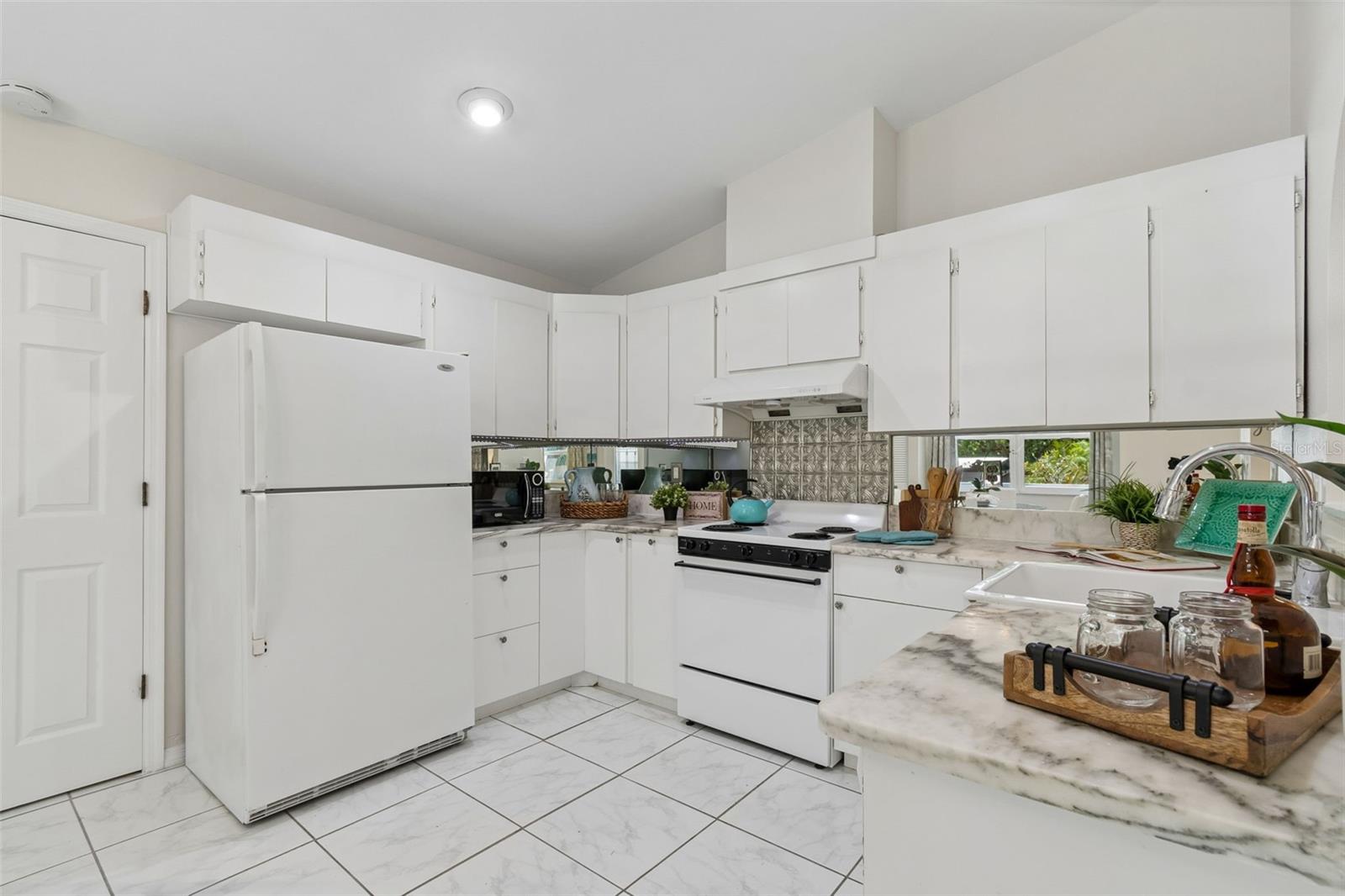 321 11TH AVE S, SAFETY HARBOR, FL, 34695