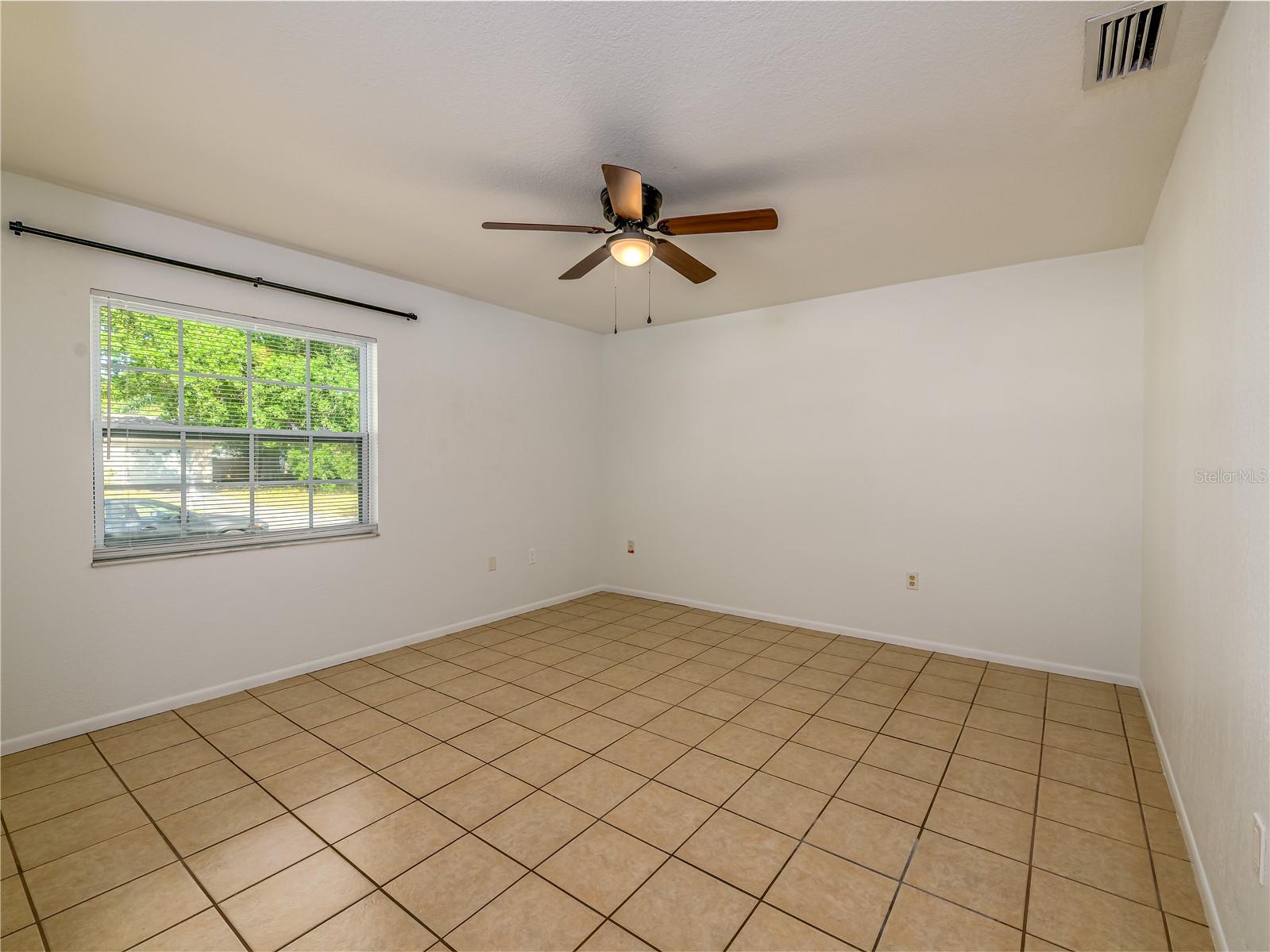 11422 WHEELING DR, TAMPA, FL, 33625